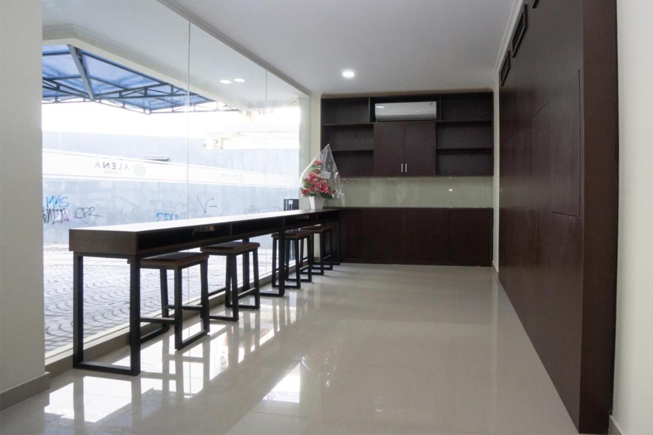 Collection O Yogyakarta Near Jalan Malioboro Formerly Alena Residence יוגיאקרטה מראה חיצוני תמונה