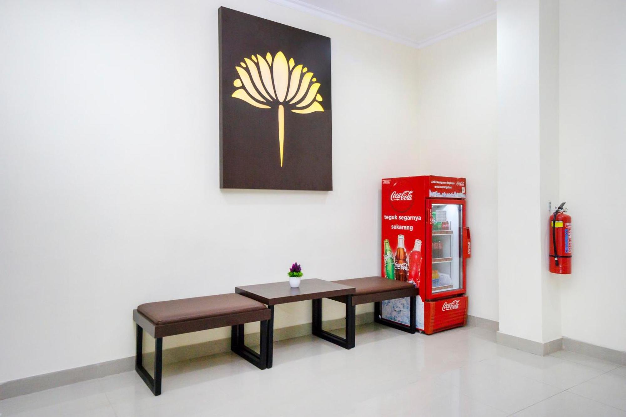 Collection O Yogyakarta Near Jalan Malioboro Formerly Alena Residence יוגיאקרטה מראה חיצוני תמונה