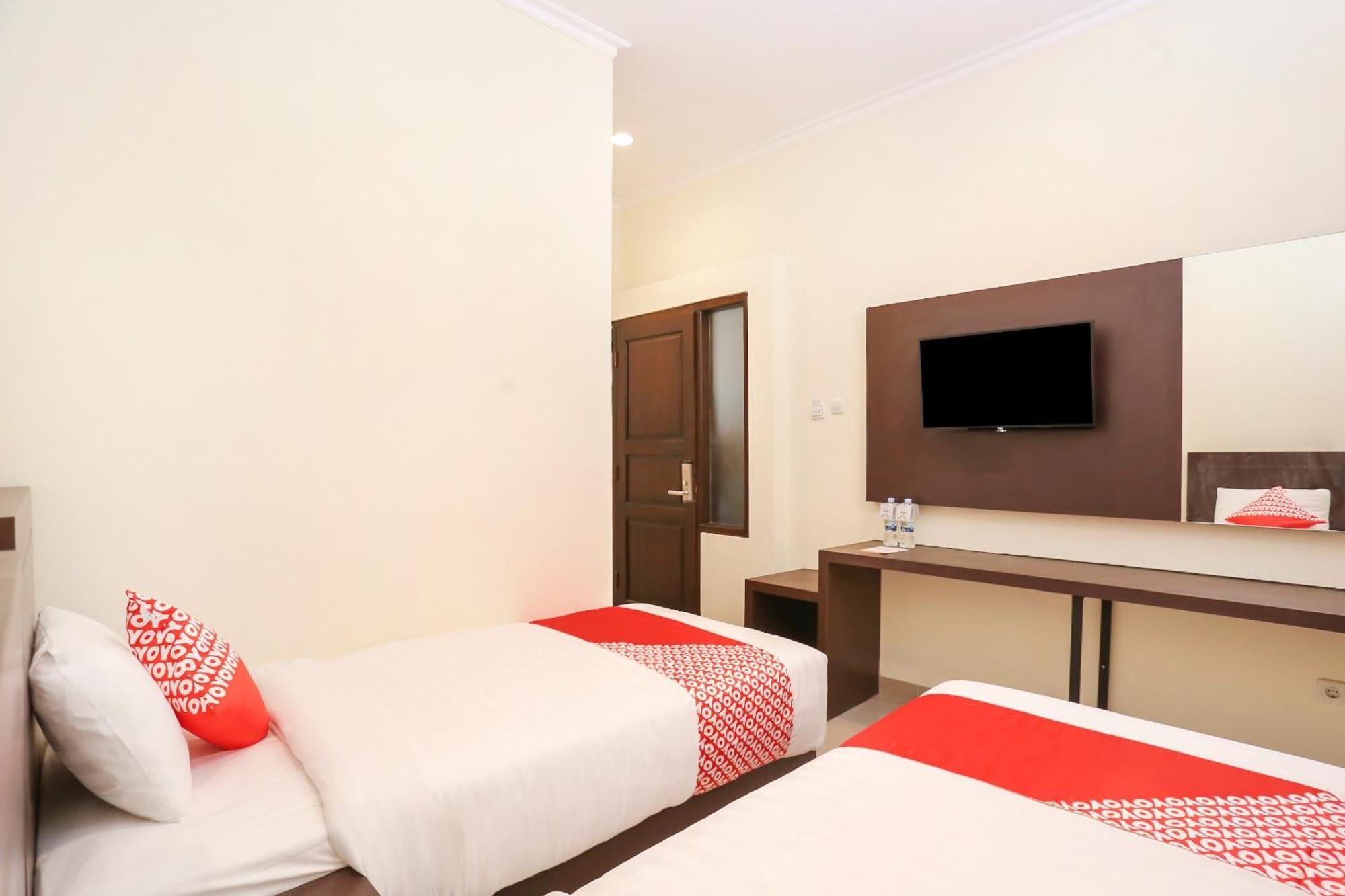 Collection O Yogyakarta Near Jalan Malioboro Formerly Alena Residence יוגיאקרטה מראה חיצוני תמונה
