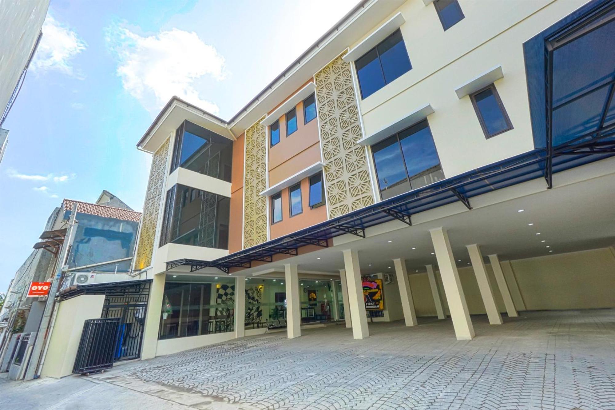 Collection O Yogyakarta Near Jalan Malioboro Formerly Alena Residence יוגיאקרטה מראה חיצוני תמונה