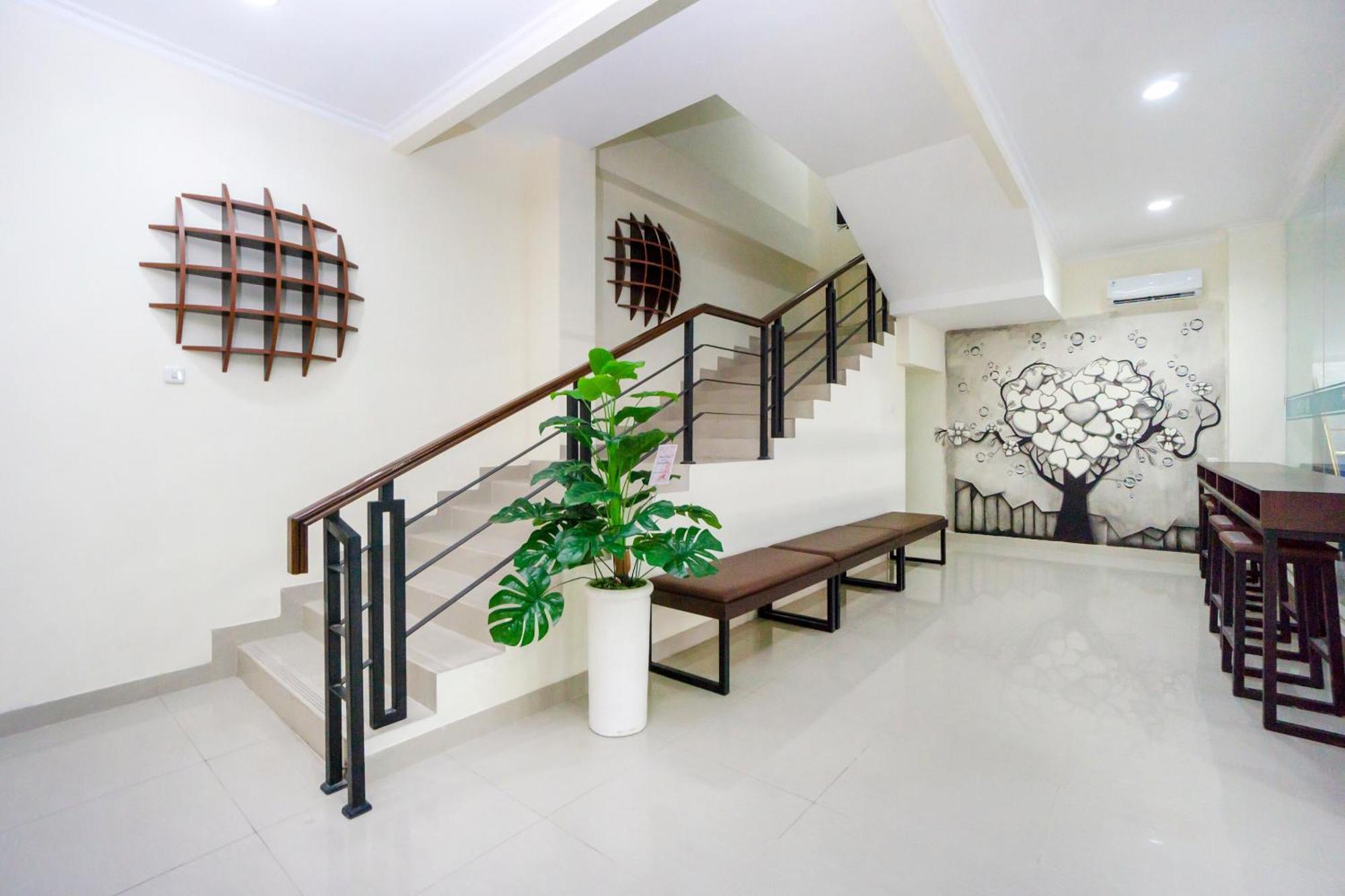 Collection O Yogyakarta Near Jalan Malioboro Formerly Alena Residence יוגיאקרטה מראה חיצוני תמונה
